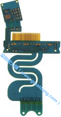 針對需要大幅撓曲應(yīng)用的特殊結(jié)構(gòu)造型，F(xiàn)PCB可進行彈性雷射裁型，讓FPCB材料的撓曲能力更佳。